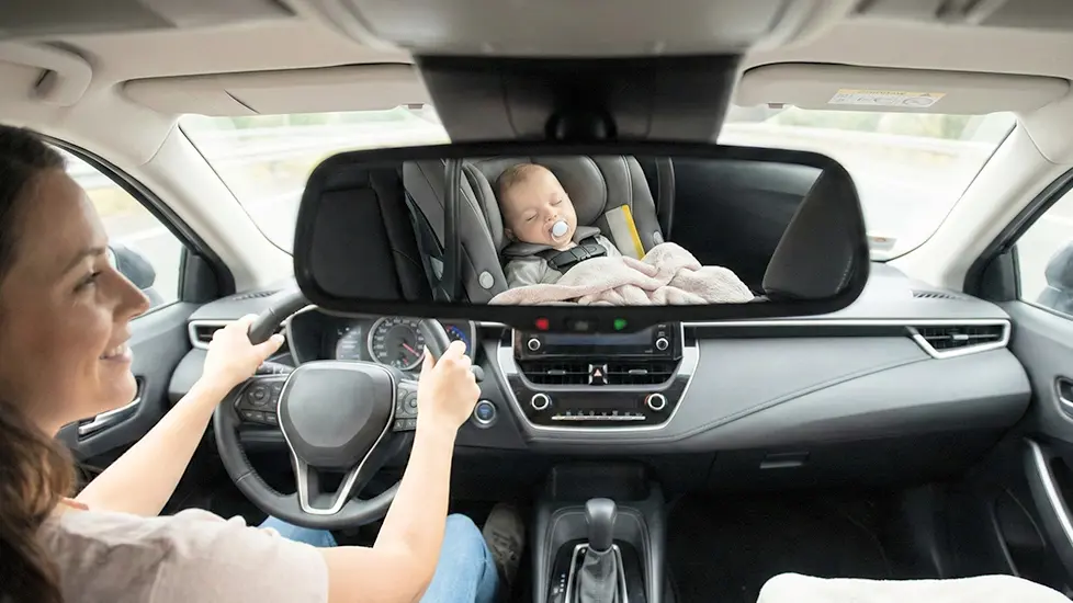 Cadeirinha e bebê conforto: como escolher, instalar e usar com segurança (2026)